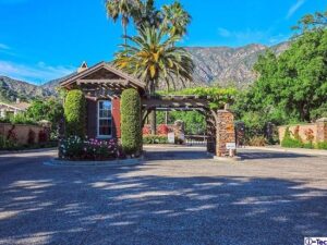 Altadena Entrace Area